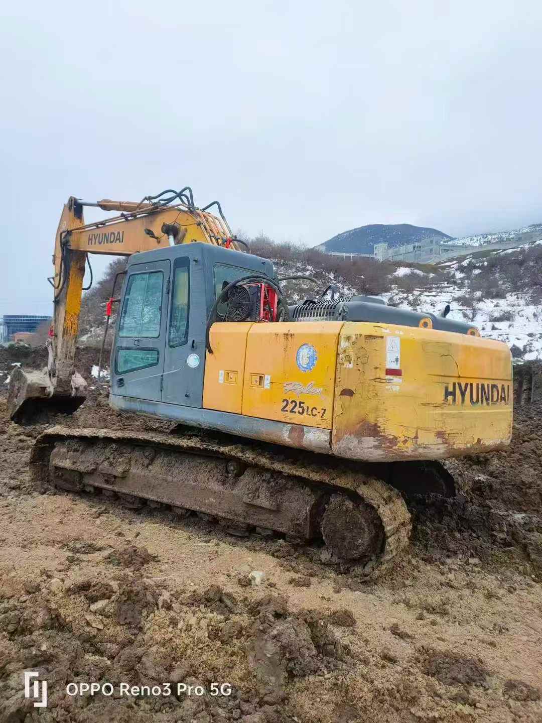 Used Hyundai R225-7 Excavator 2012 Model