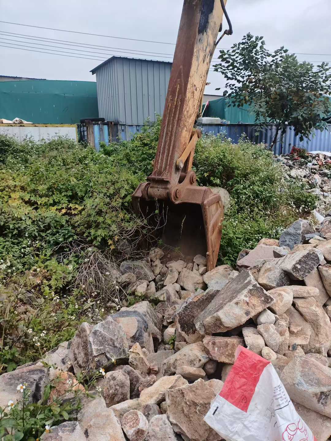 Used Komatsu PC200 Excavator 2016 Model / 9