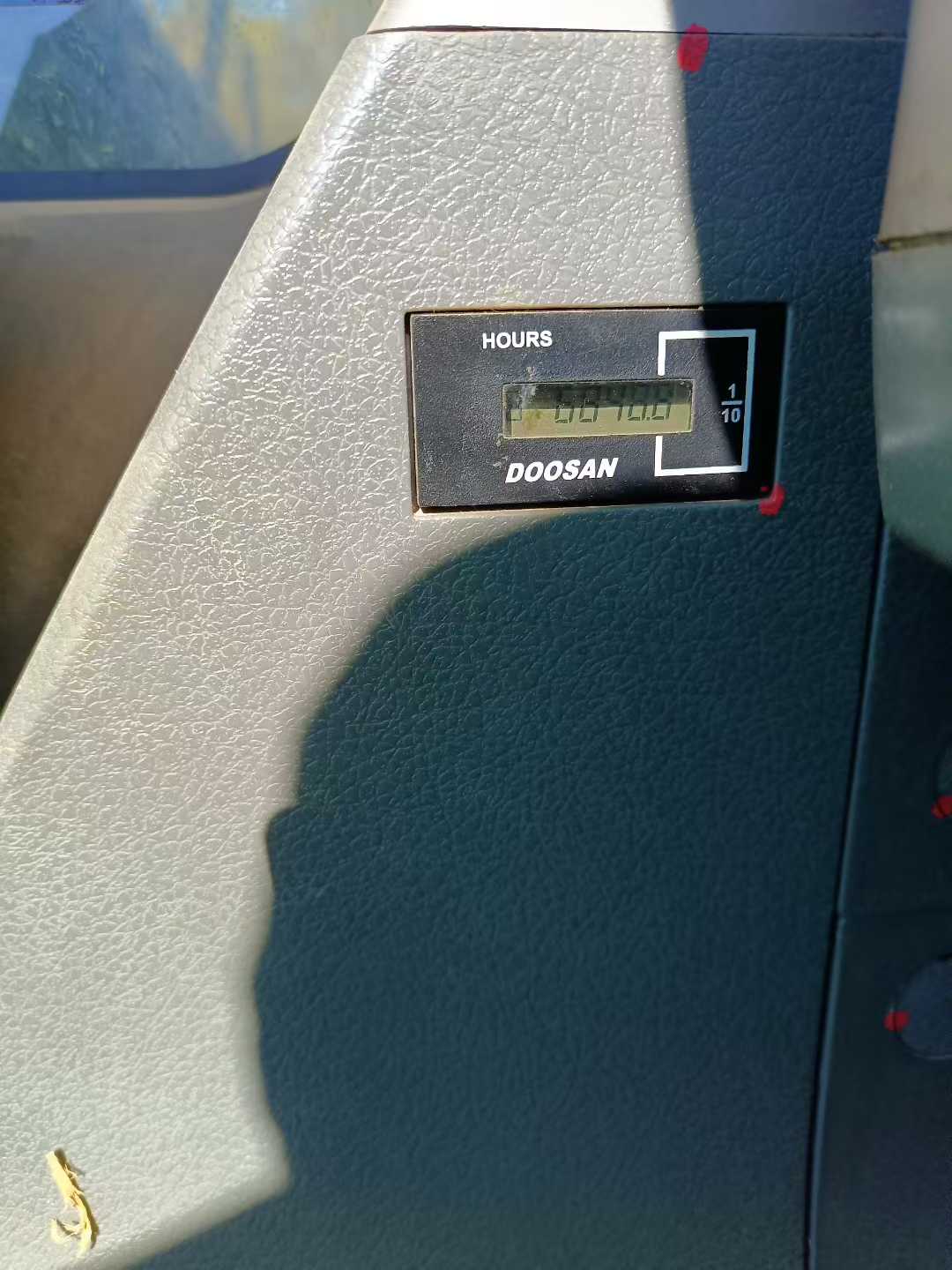 Used Doosan DH130LC-V Excavator 2021 Model / 8
