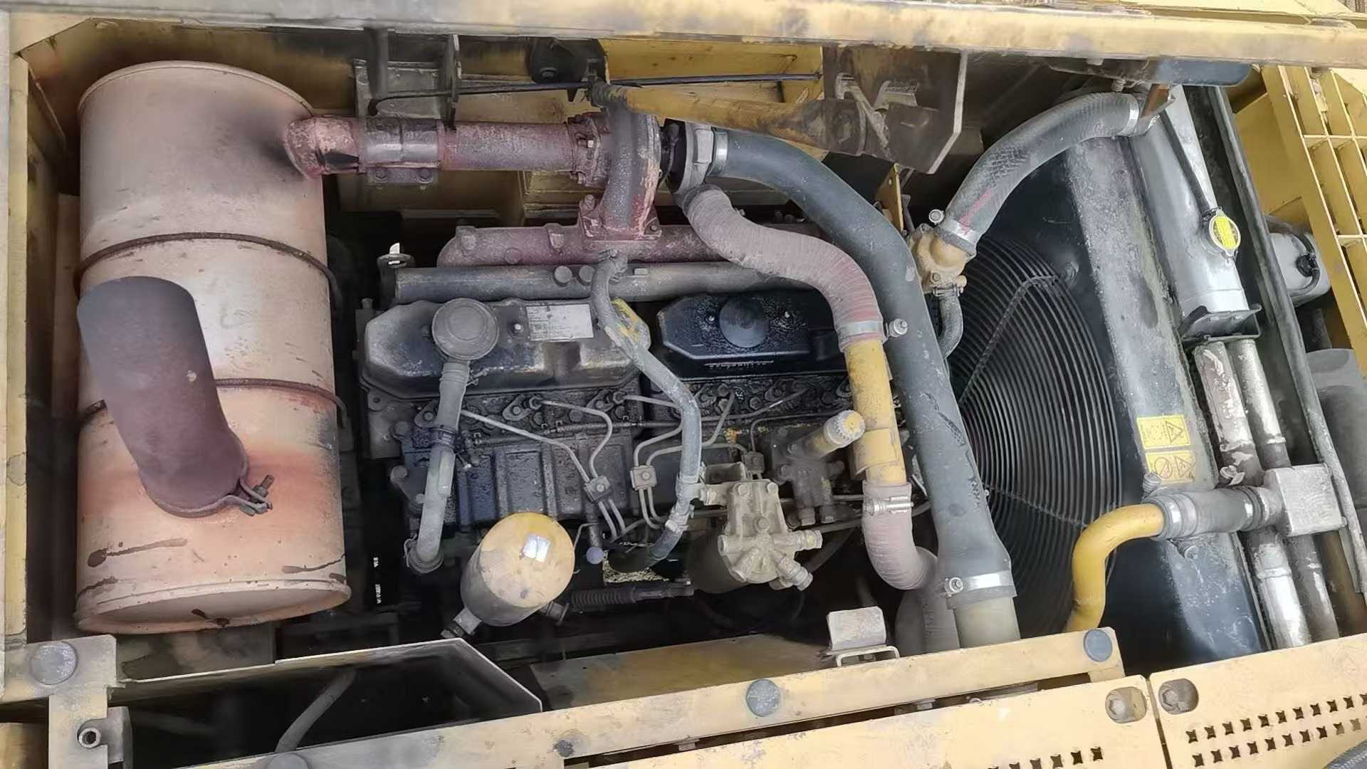 Used Caterpillar 320CU Excavator 2016 Model / 3