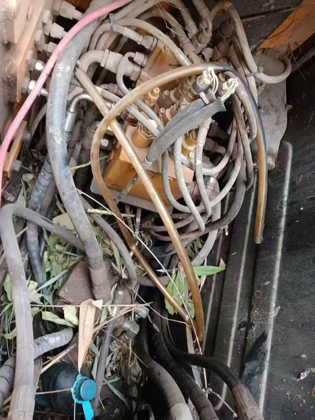 Used Hyundai R75VS Excavator 2018 Model / 4