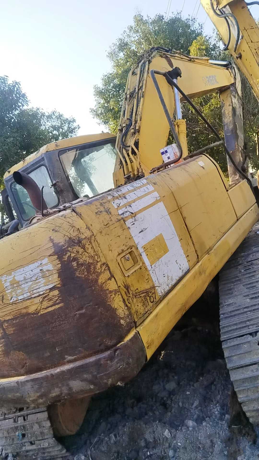 Used Komatsu PW200-7 Excavator 2016 Model