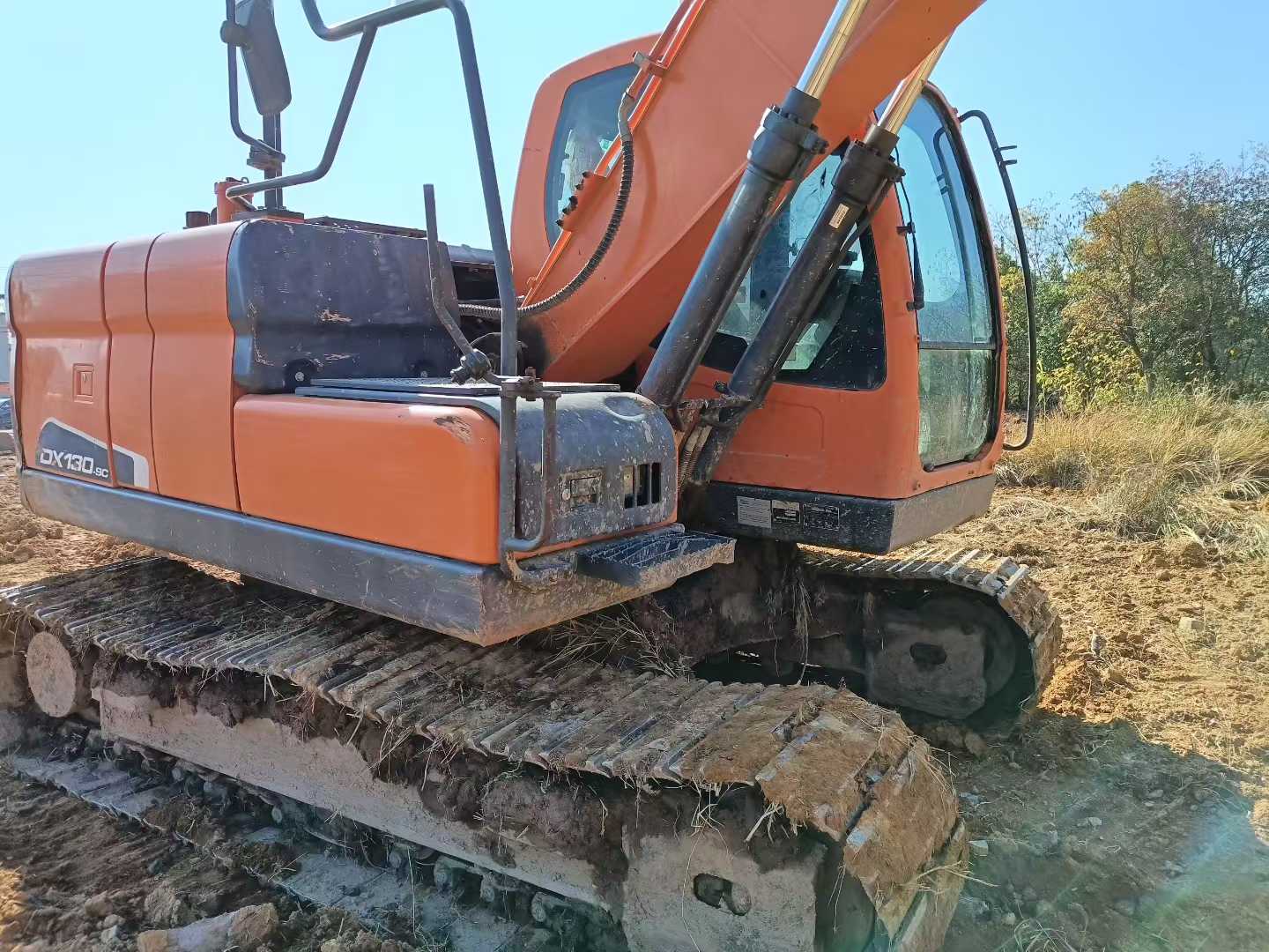 Used Doosan DH130LC-V Excavator 2021 Model / 3