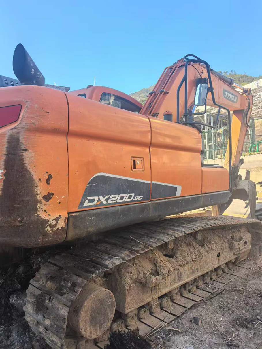 Used Doosan DH200-3 Excavator 2020 Model / 4