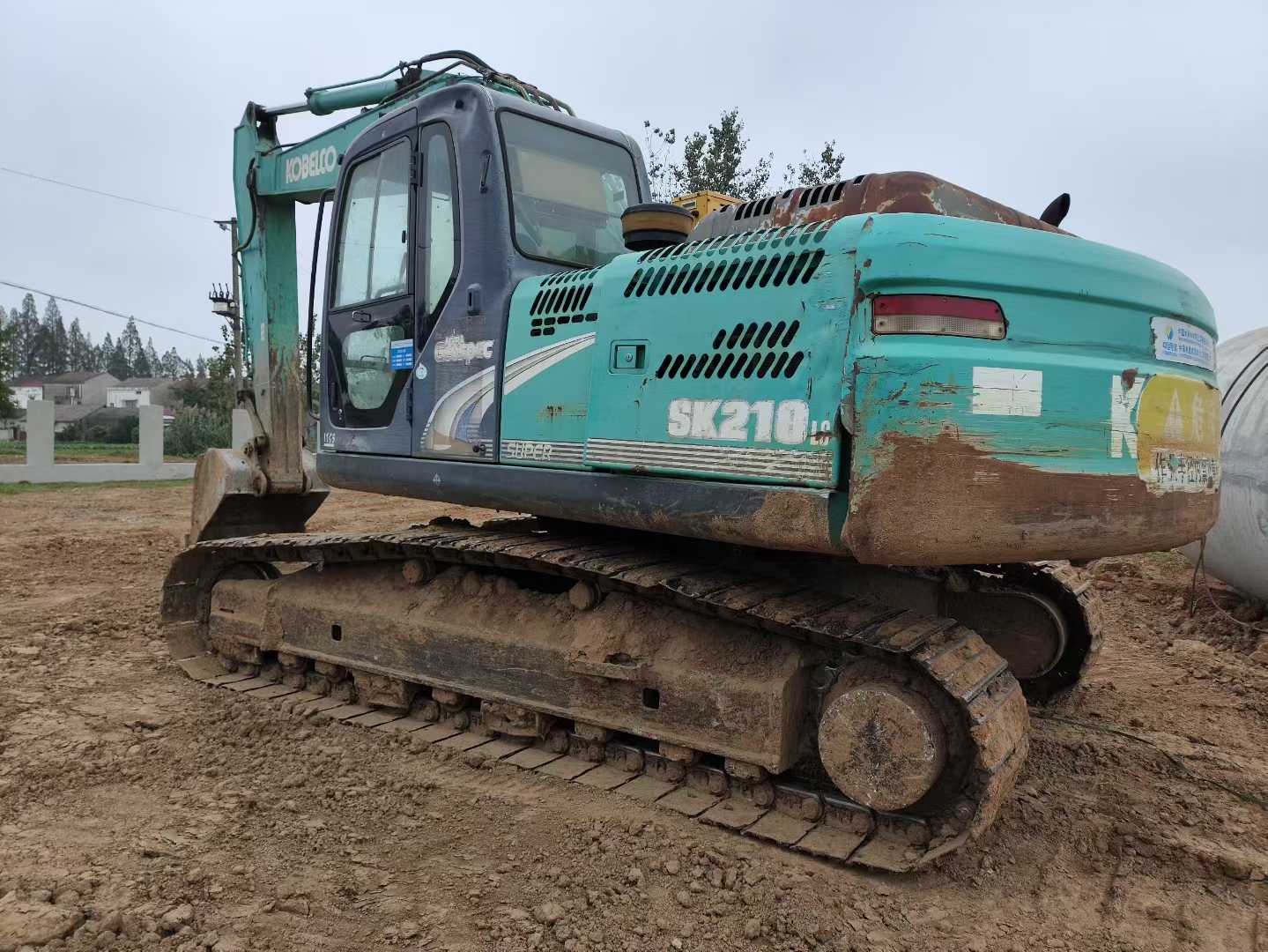Used Kobelco SK200 Excavator 2012 Model / 3