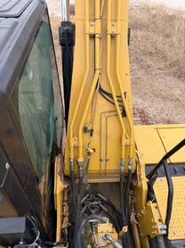 Buy Caterpillar 323 Used Excavator / 8 Used Caterpillar 323 Excavator 2018 Model / 8
