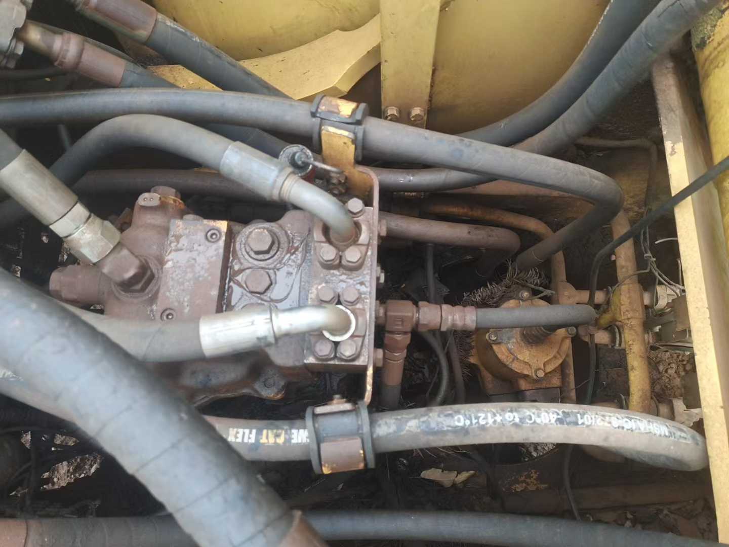 Used Komatsu PC200-6E Excavator 2016 Model / 4