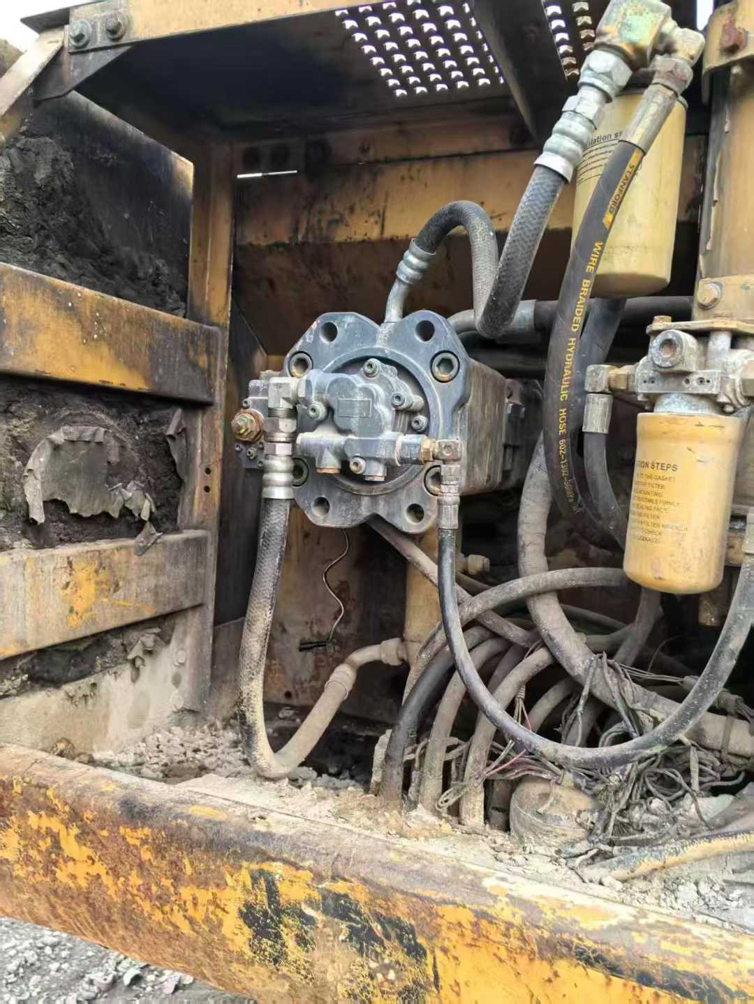 Used Caterpillar 320B Excavator 2016 Model / 7