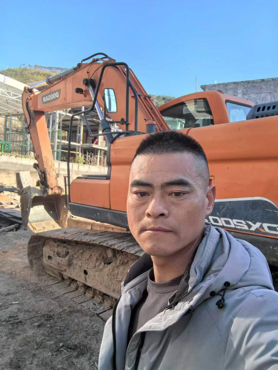 Used Doosan DH200-3 Excavator 2020 Model