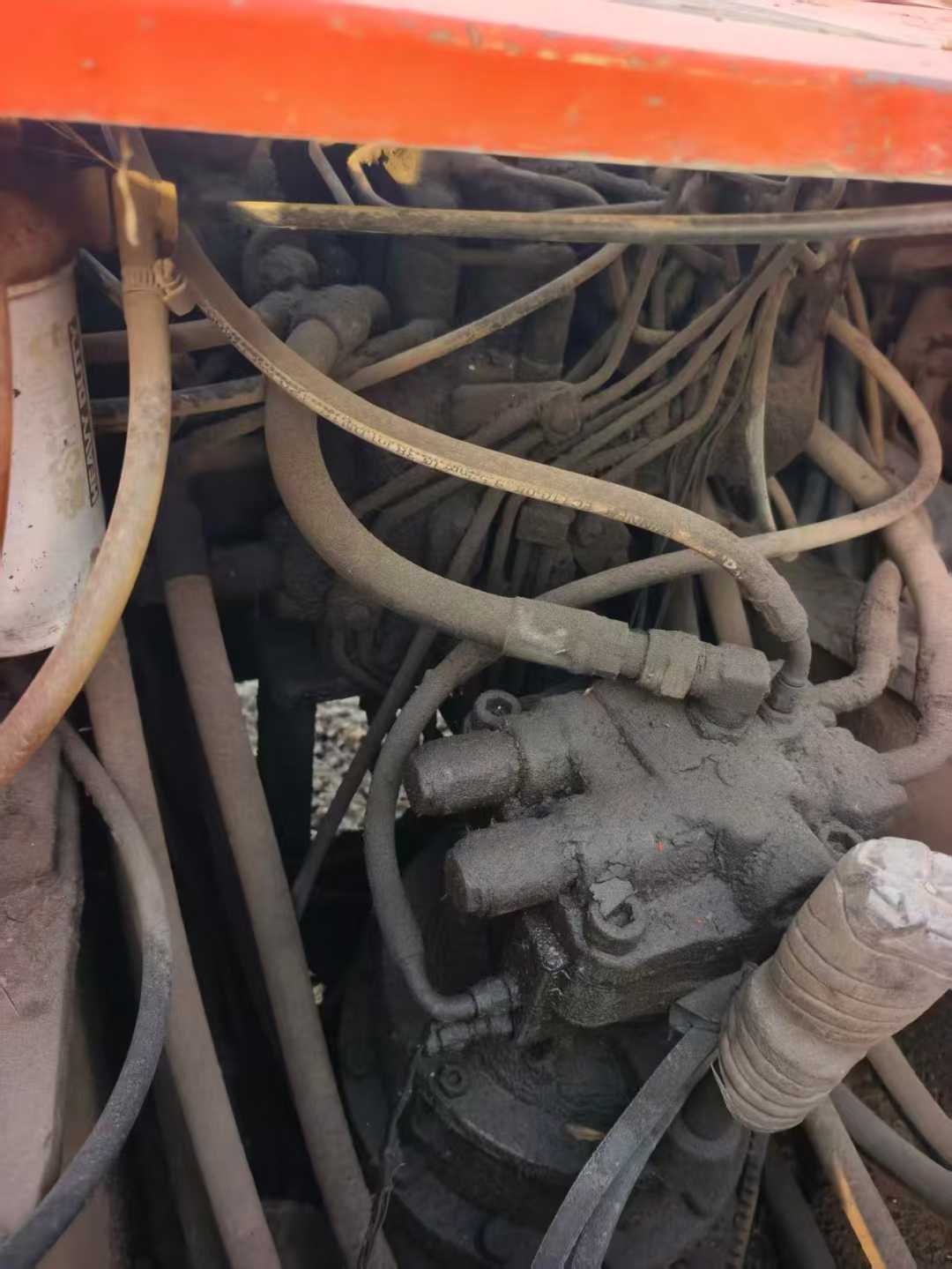 Used Hitachi ZAXIS200 Excavator 2006 Model / 8