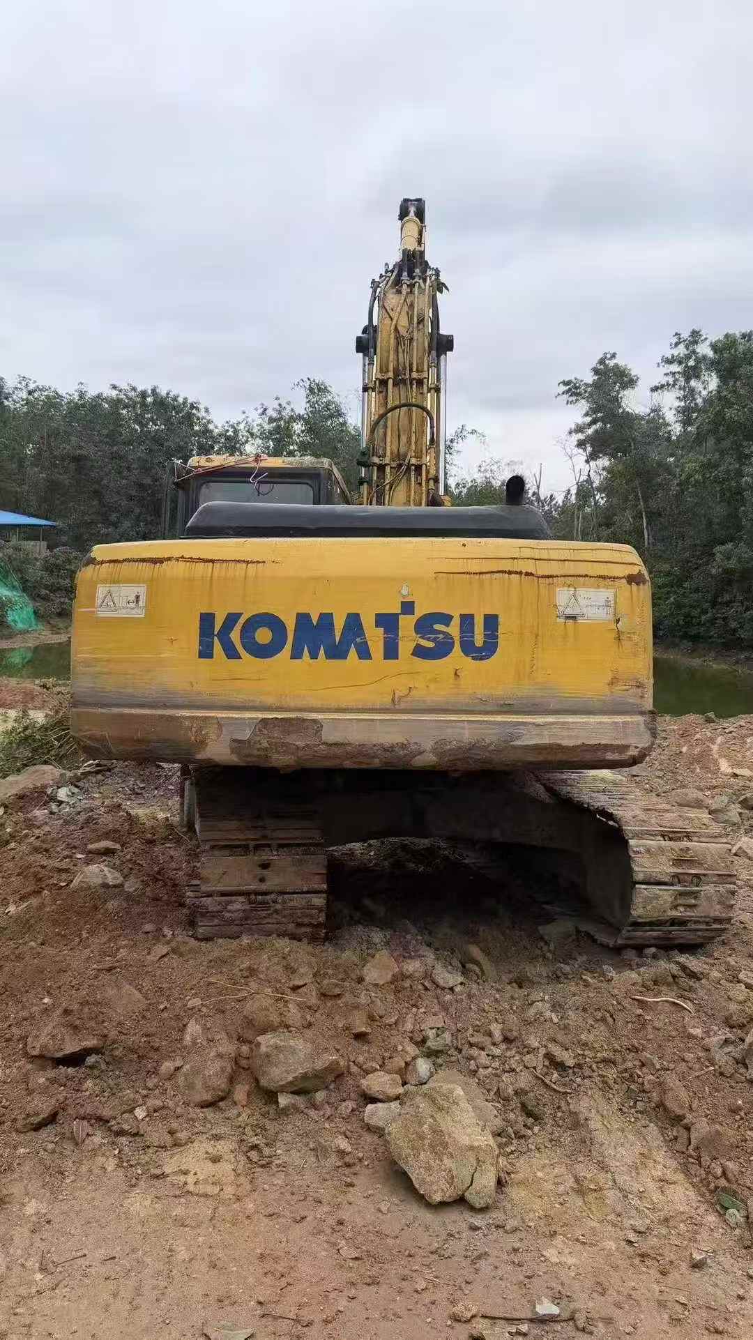 Used Komatsu PW200-7 Excavator 2016 Model / 2