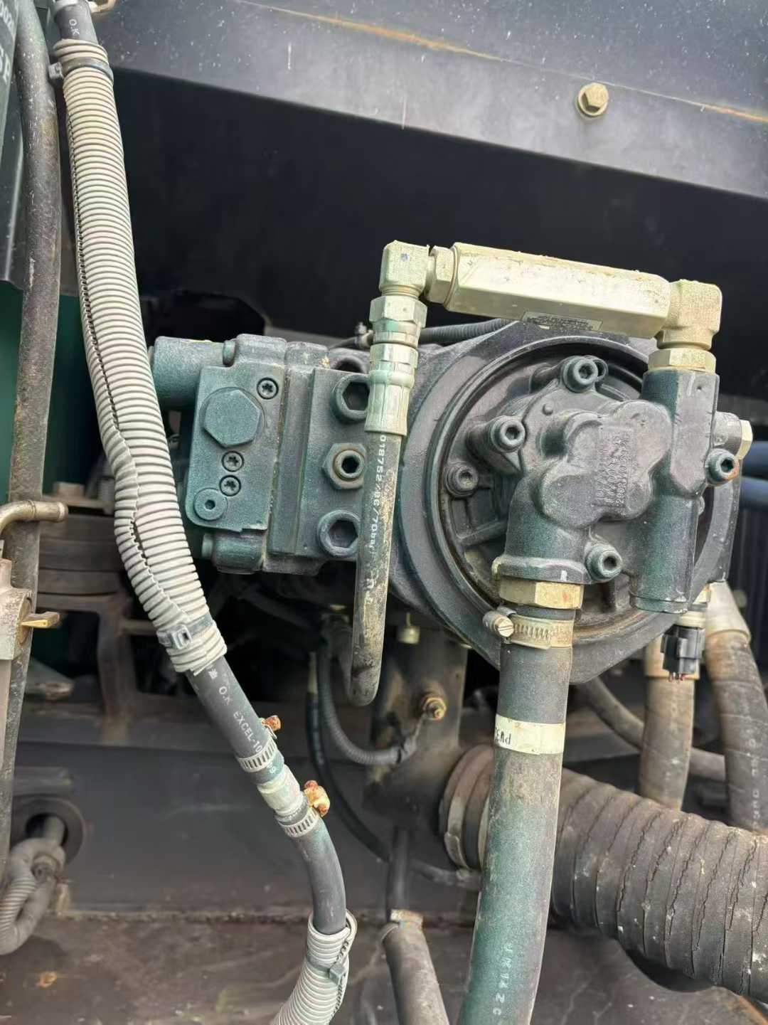 Used Kobelco SK210 Excavator 2016 Model / 6