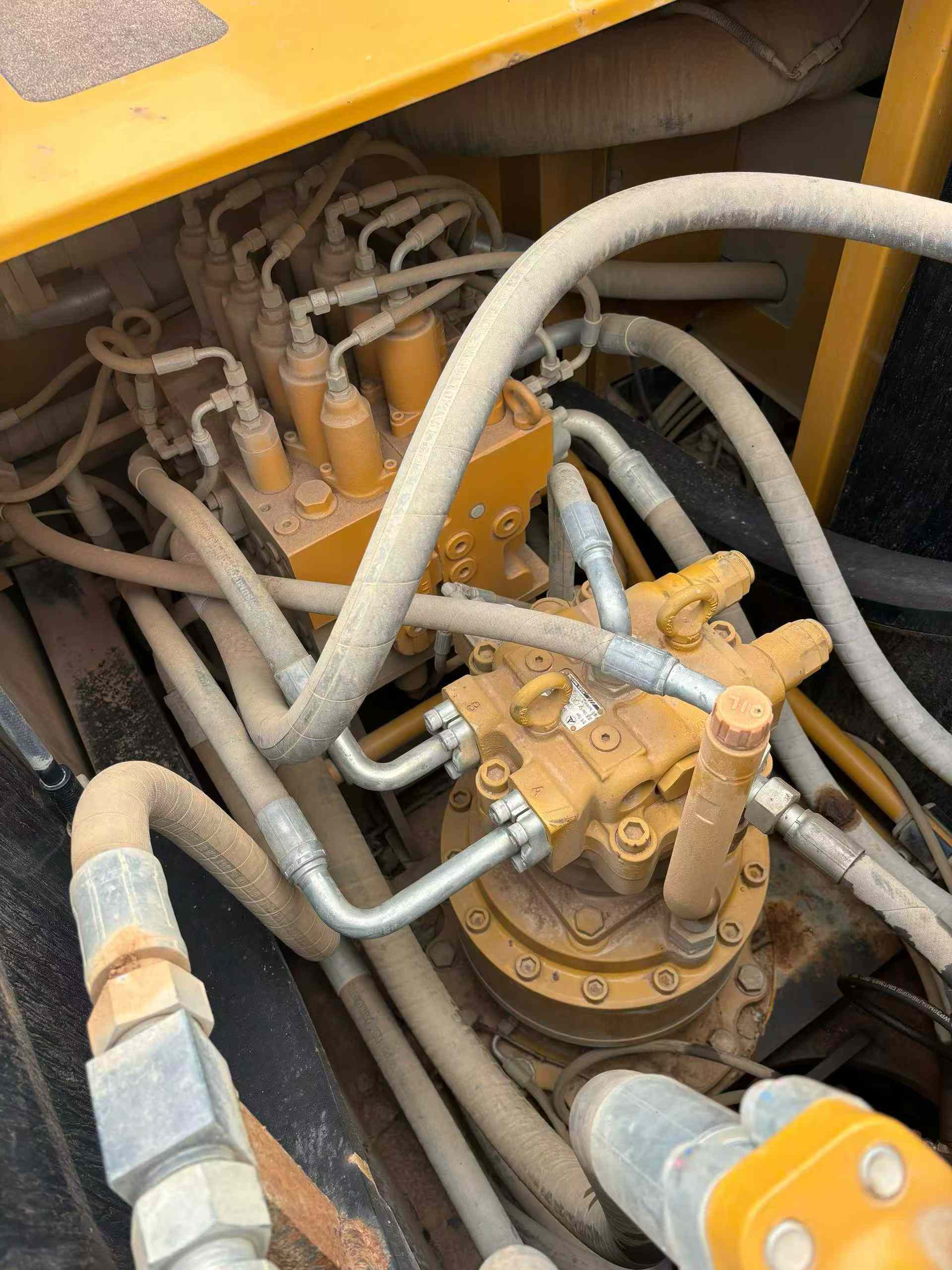 Used Sany SY215W Excavator 2022 Model / 8