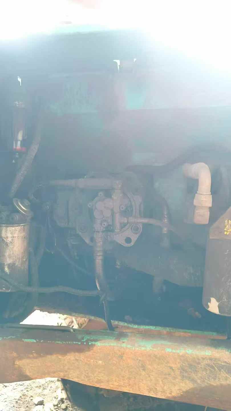 Used Kobelco SK200 Excavator 2016 Model / 6