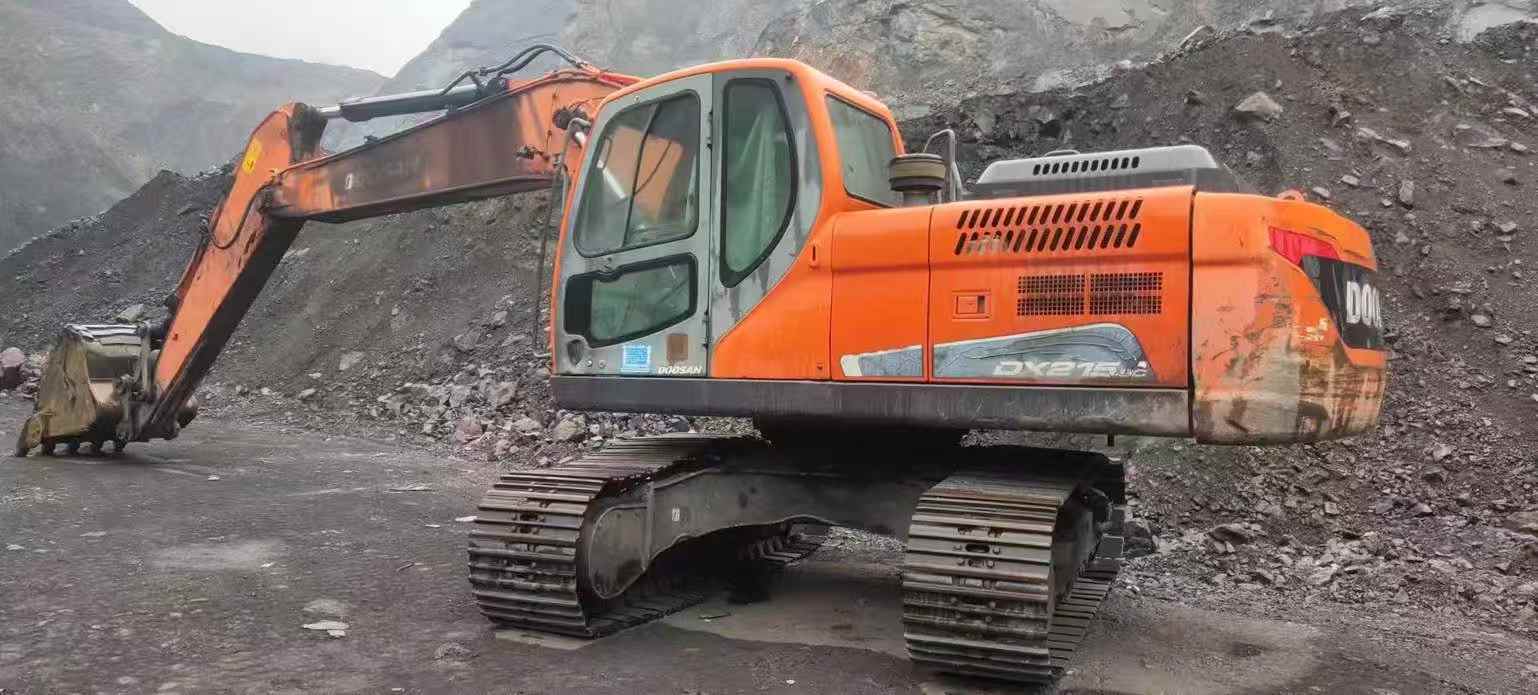 Used Doosan DX15 Excavator 2018 Model / 2