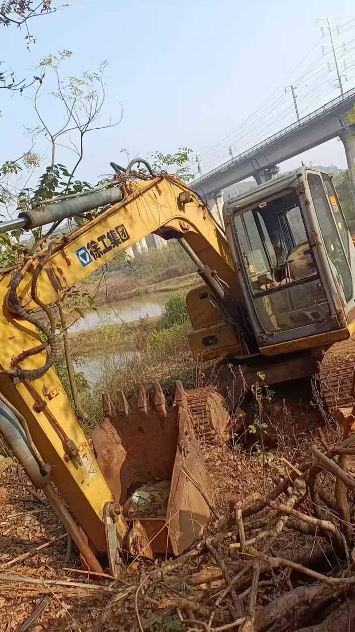 Used XCMG XE80 Excavator 2016 Model / 8