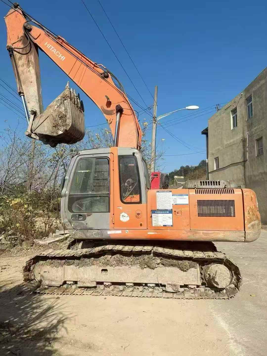Used Hitachi ZAXIS200 Excavator 2016 Model / 3