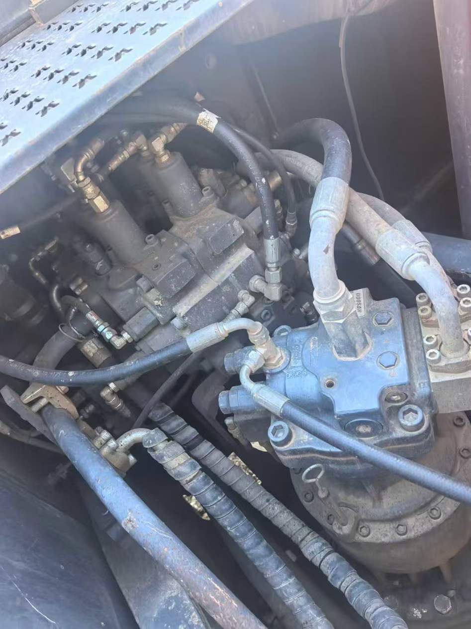 Used Doosan DH200-3 Excavator 2020 Model / 6