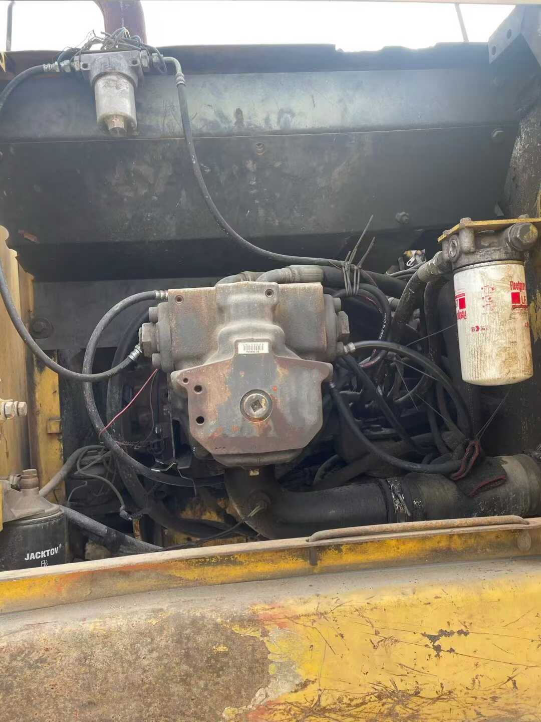 Used Komatsu PC200 Excavator 2016 Model / 6