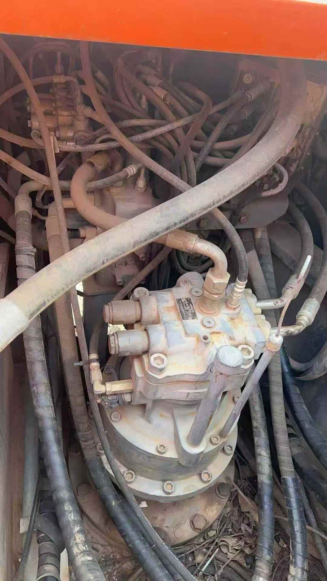 Used Hitachi ZAXIS200 Excavator 2014 Model / 4