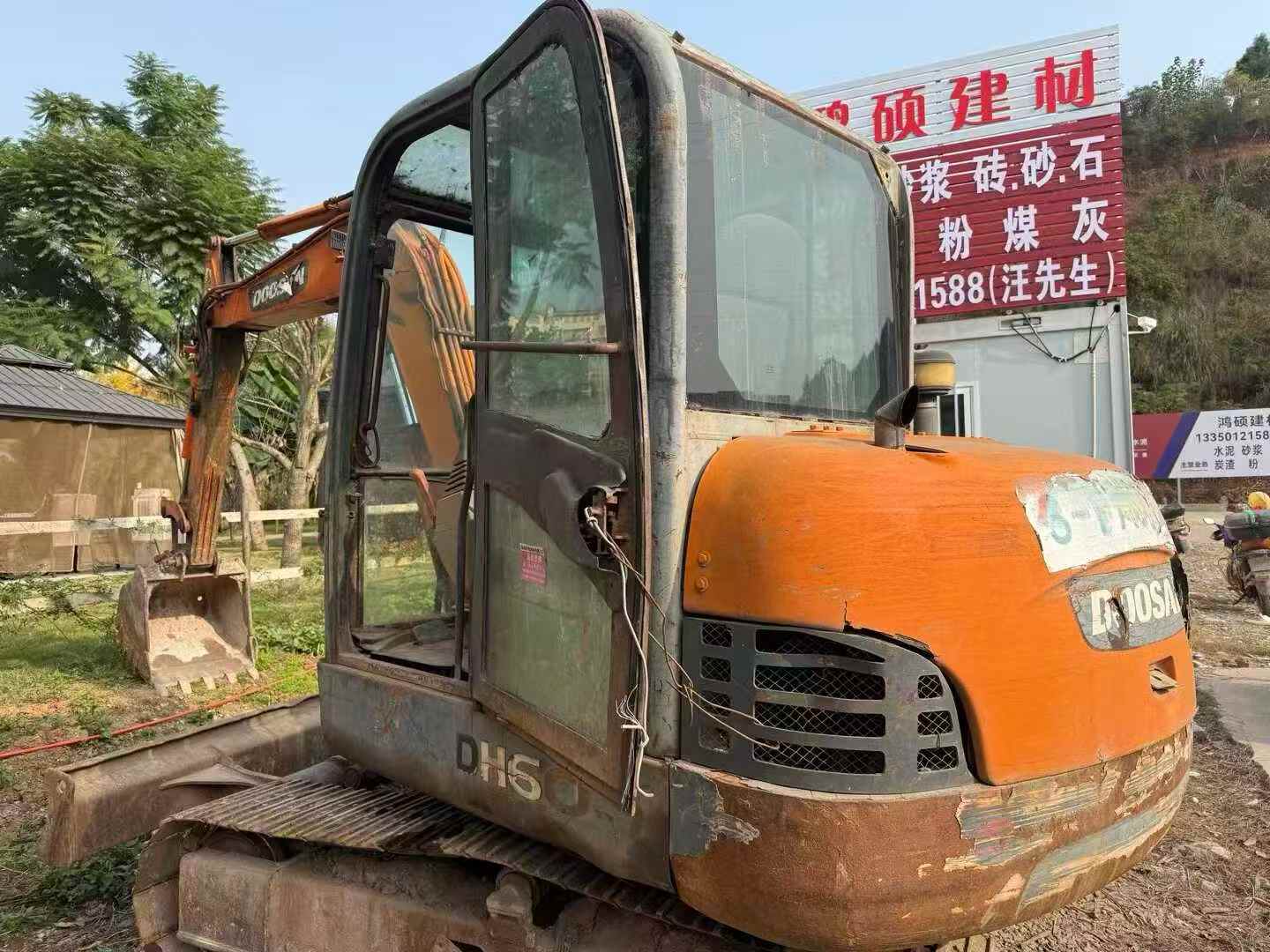 Used Doosan DX60 Excavator 2016 Model / 2