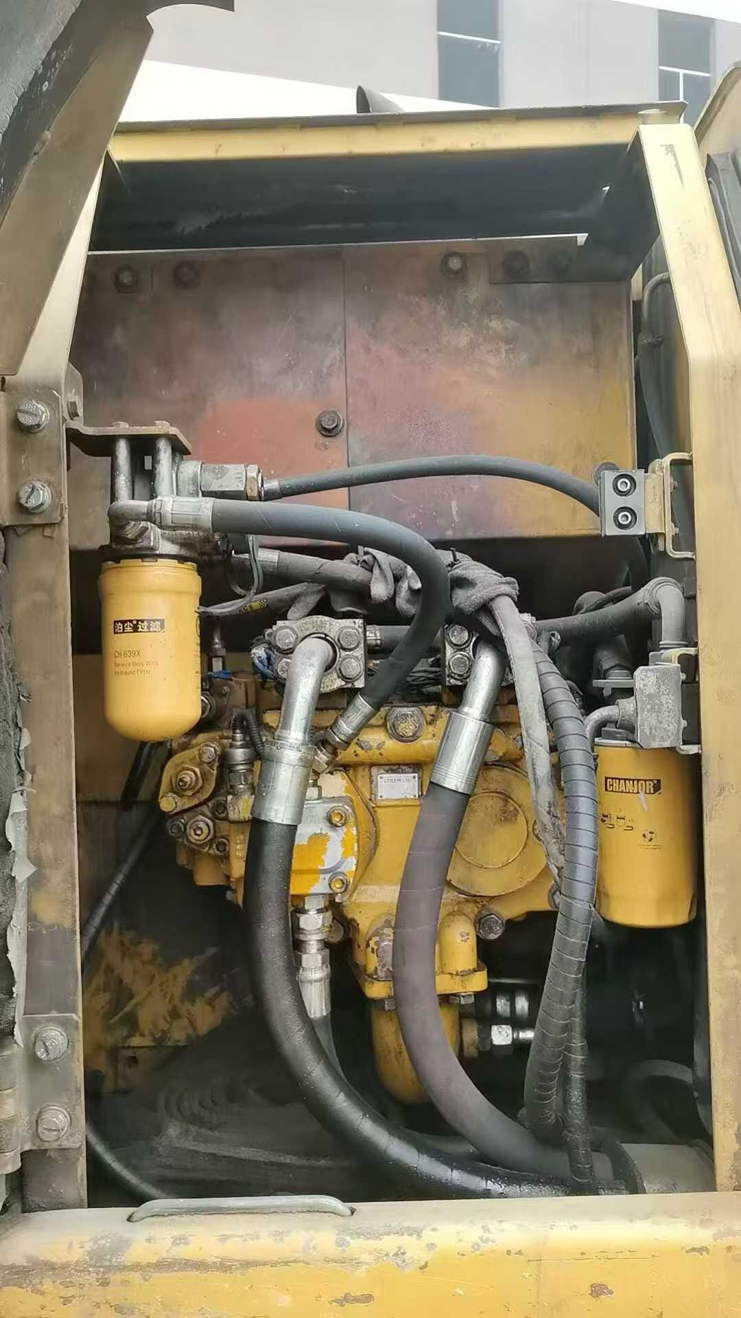 Used Caterpillar 320CU Excavator 2016 Model / 2