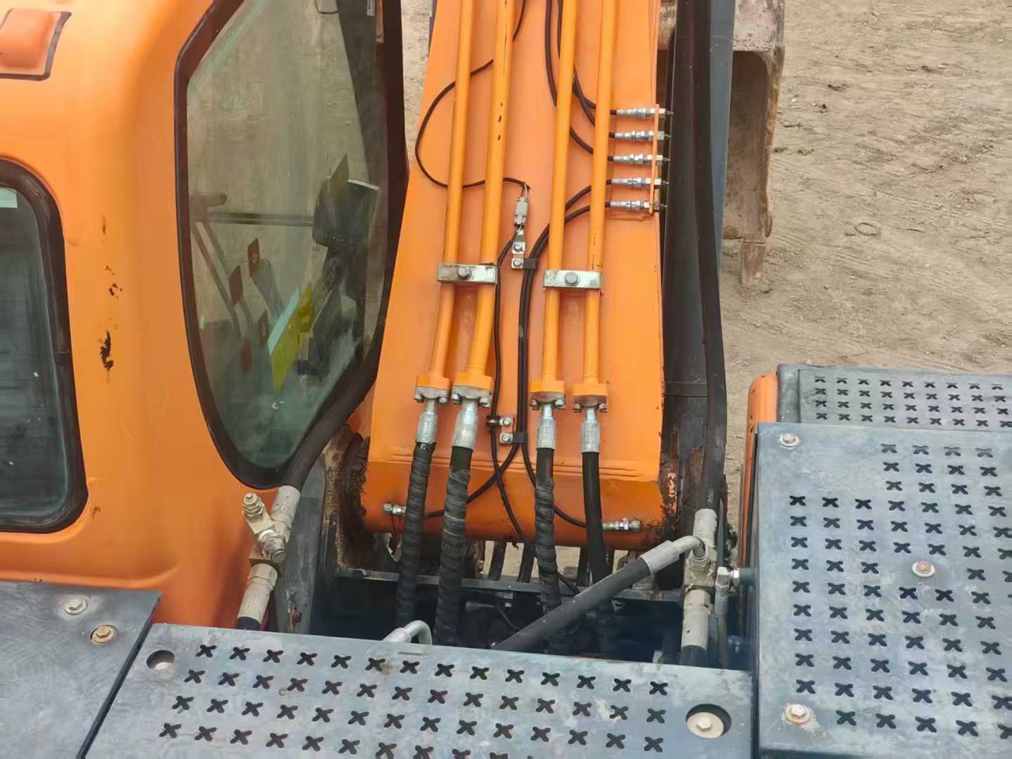 Used Doosan DX15 Excavator 2021 Model / 4