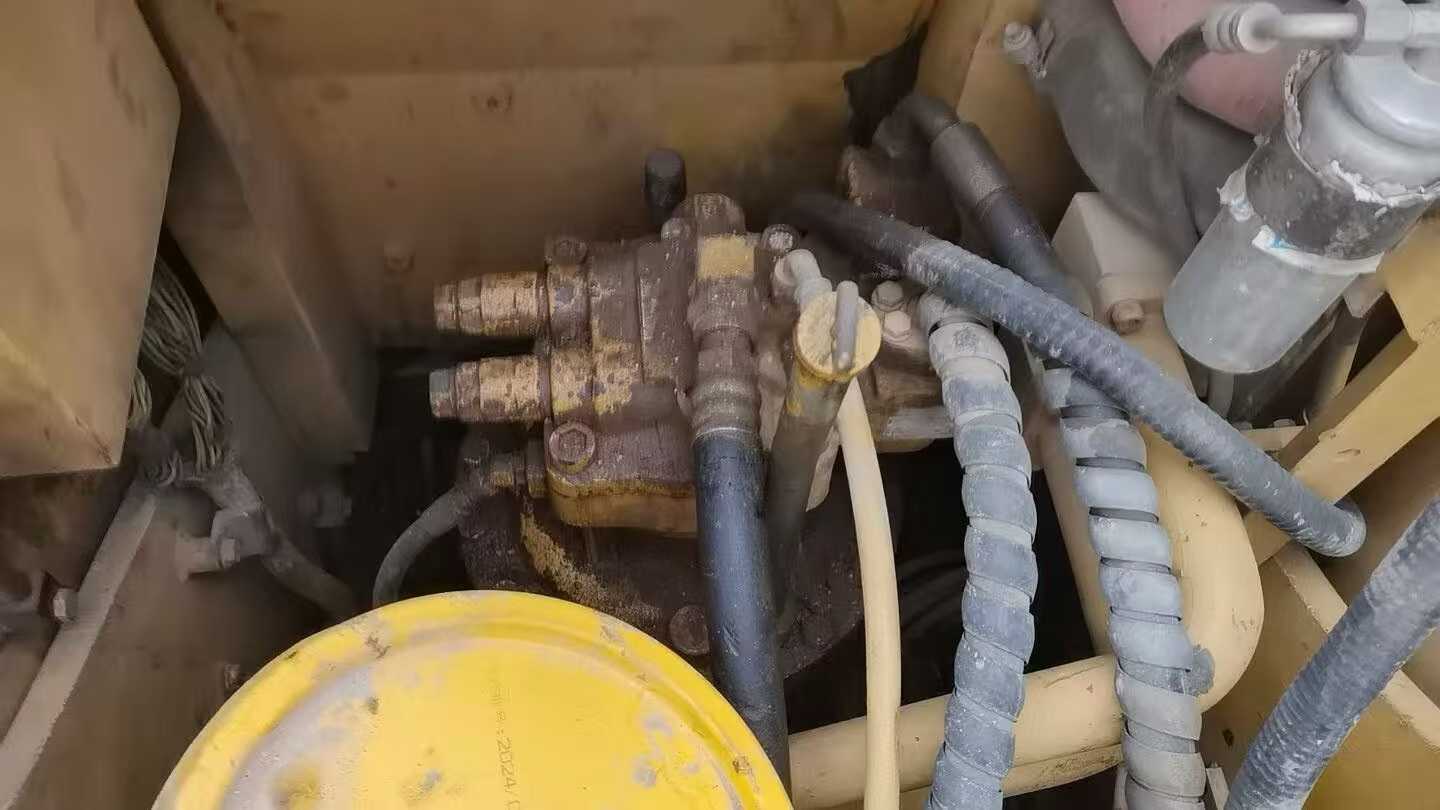 Used Caterpillar 320CU Excavator 2016 Model / 7