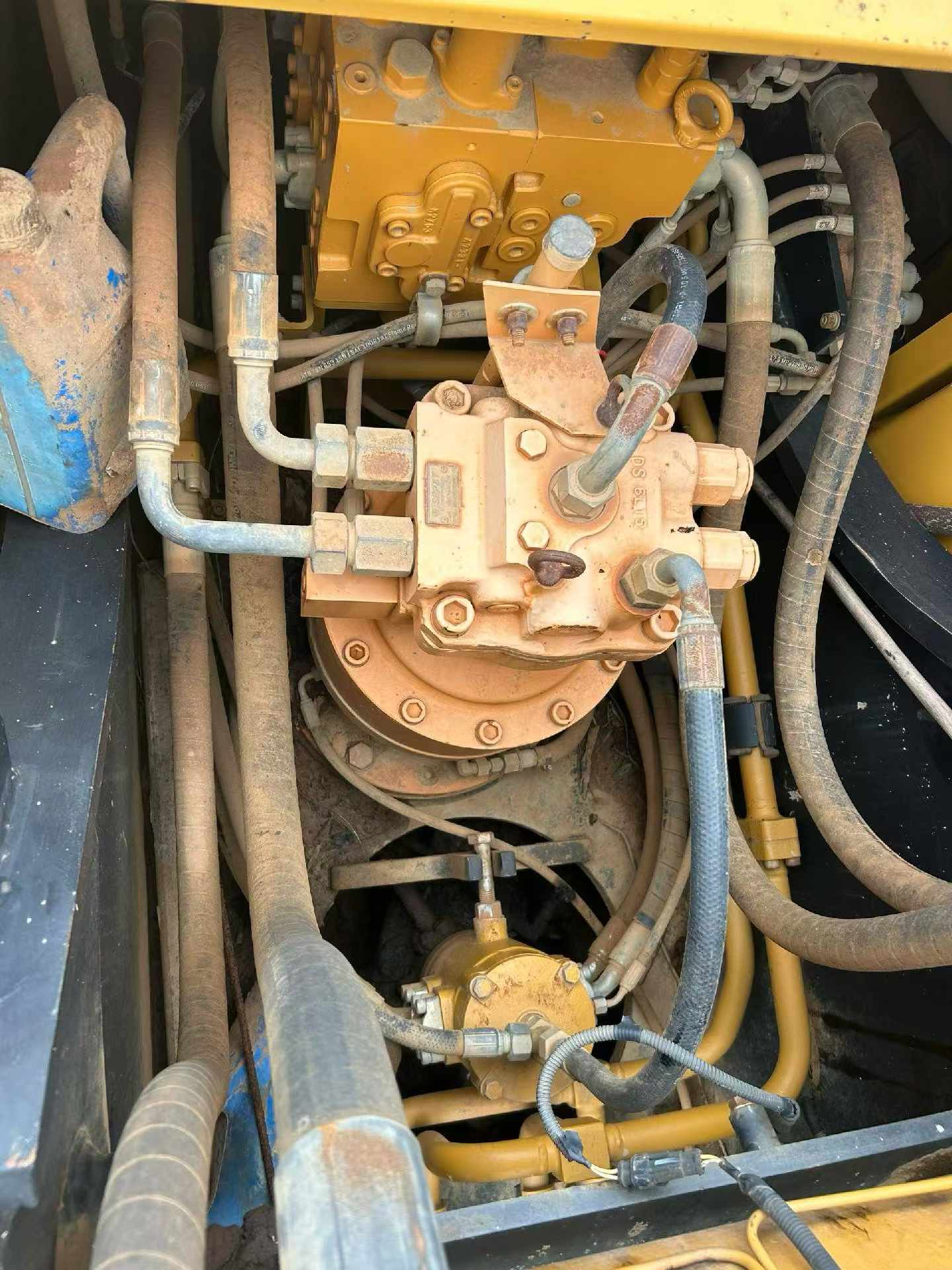 Used Sany SY215C-10 Excavator 2017 Model / 8