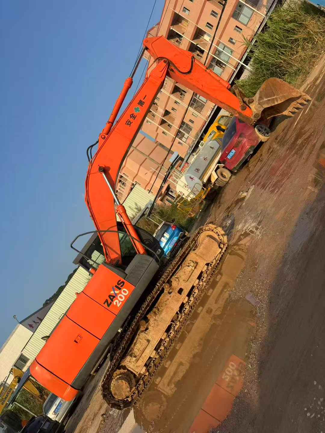 Used Hitachi ZAXIS200 Excavator 2016 Model