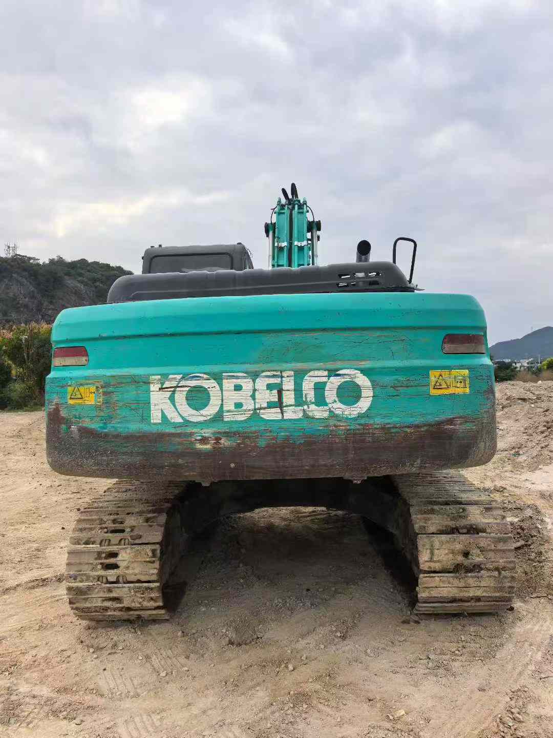 Used Kobelco SK200 Excavator 2016 Model / 6