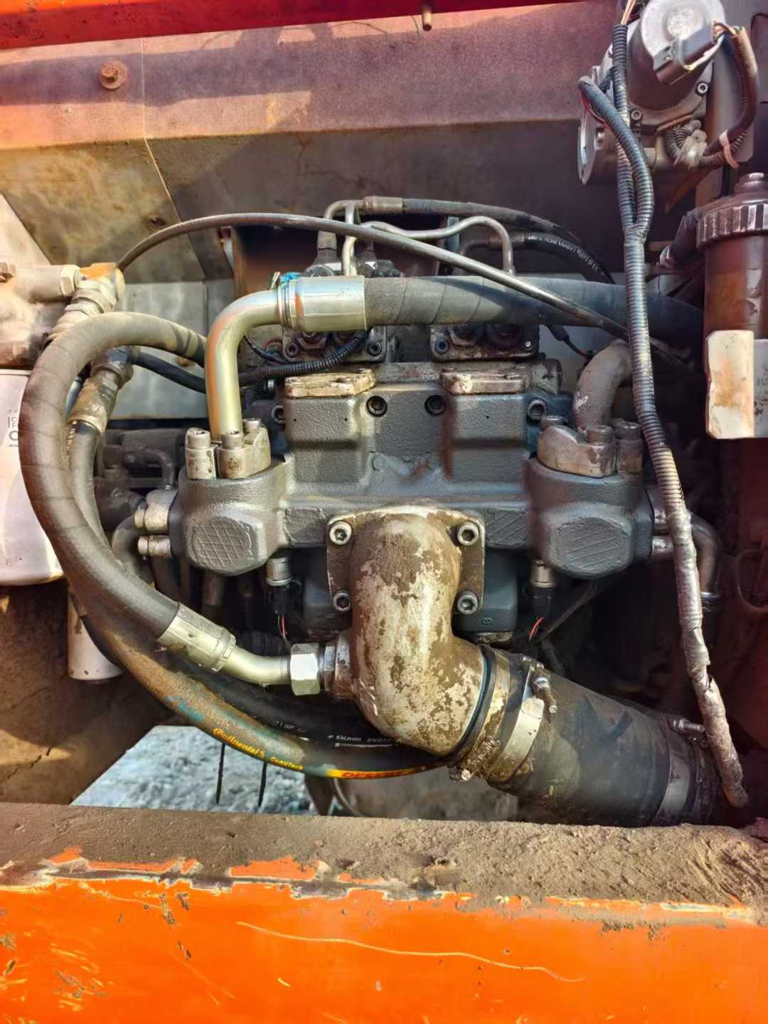 Used Hitachi ZAXIS200 Excavator 2006 Model / 9