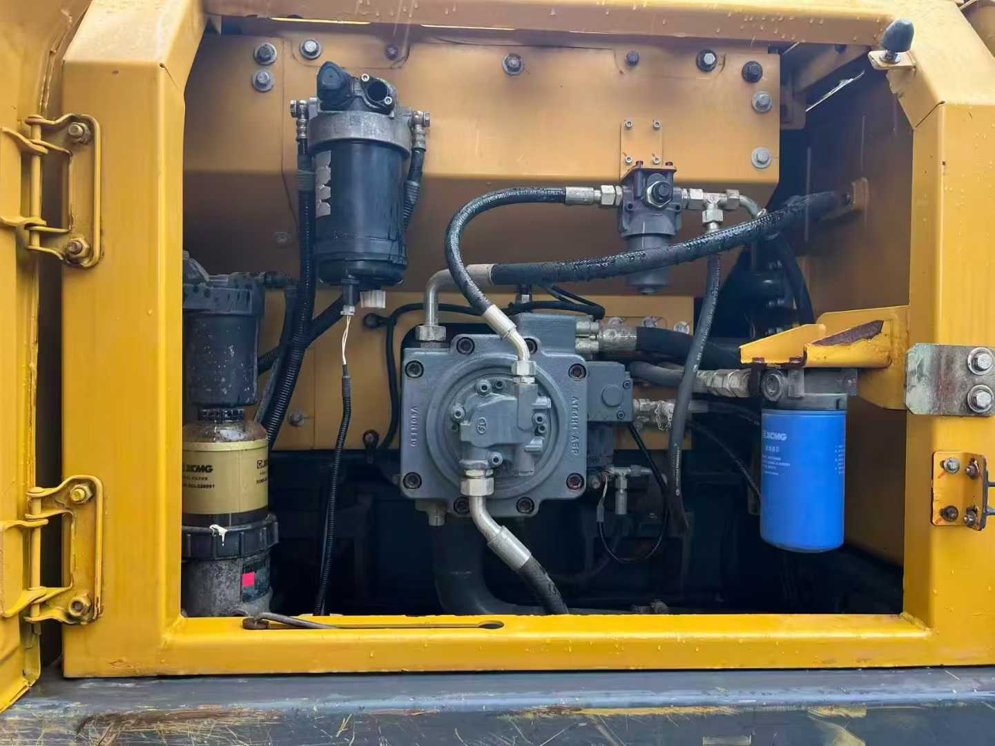 Used XCMG LW200 Excavator 2020 Model / 6