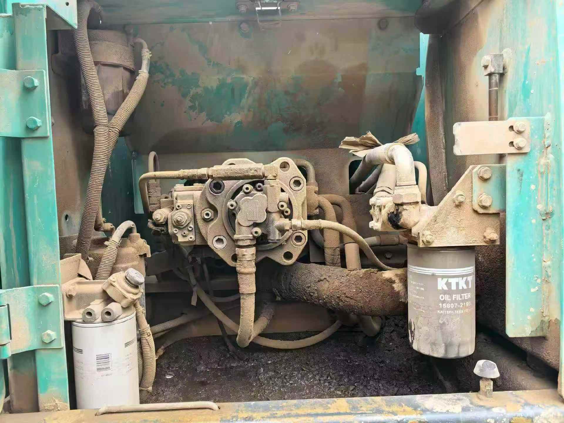 Used Kobelco SK210 Excavator 2014 Model / 5