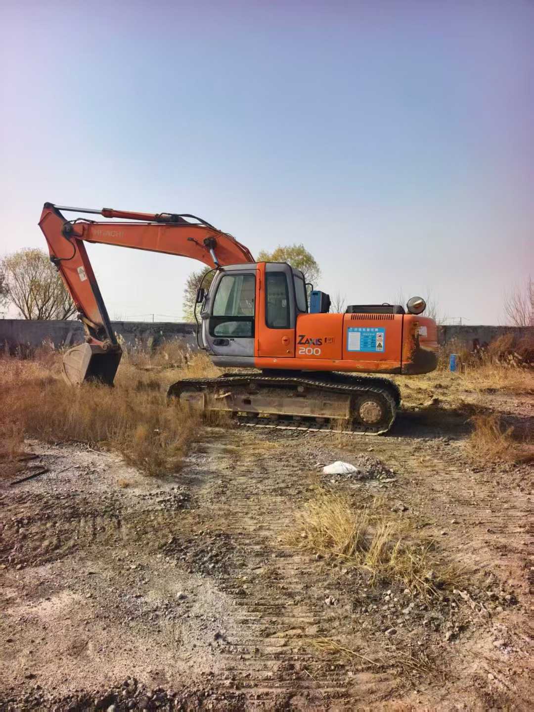 Used Hitachi ZAXIS200 Excavator 2006 Model