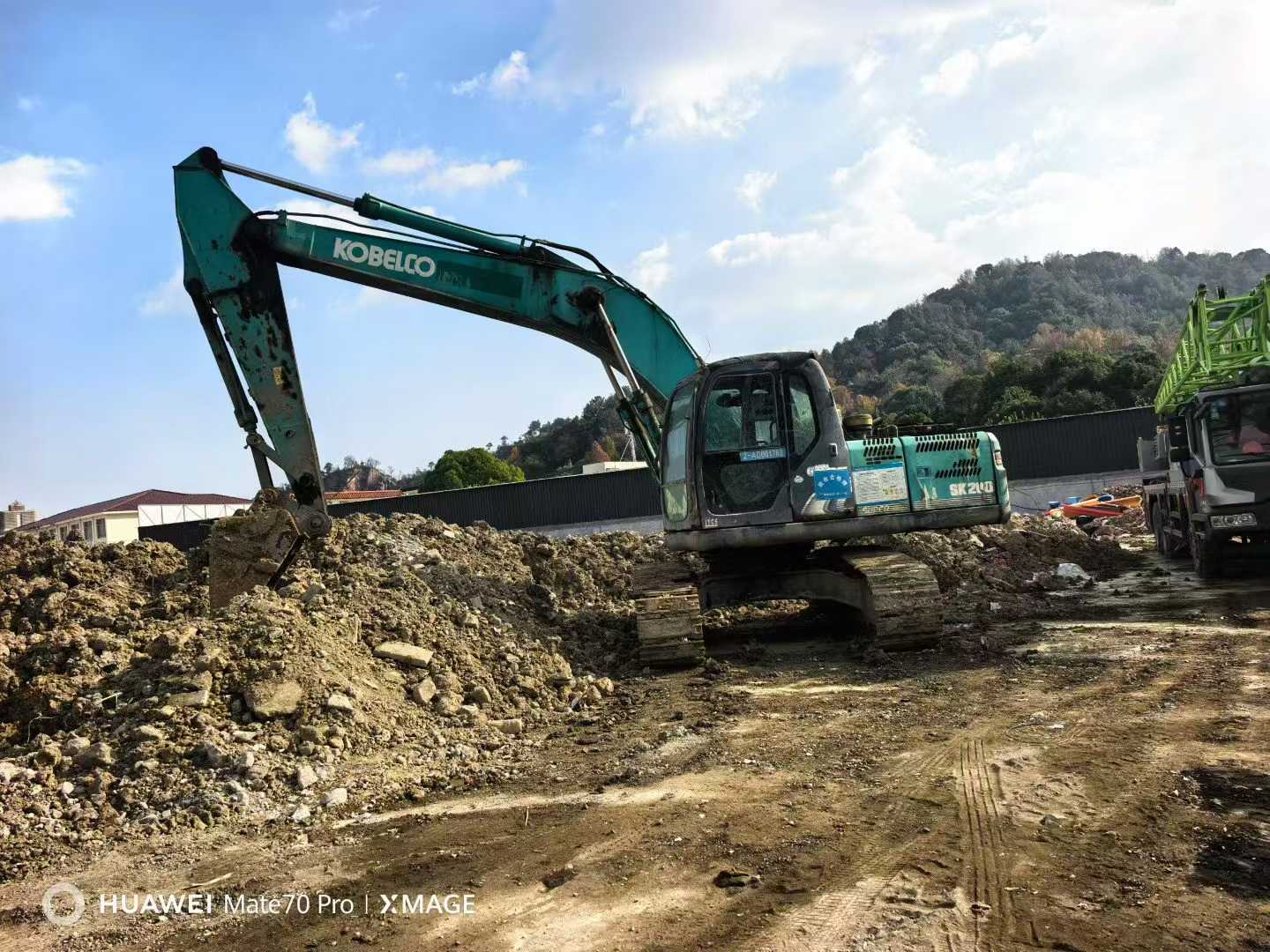 Used Kobelco SK200-8 Excavator 2016 Model / 8