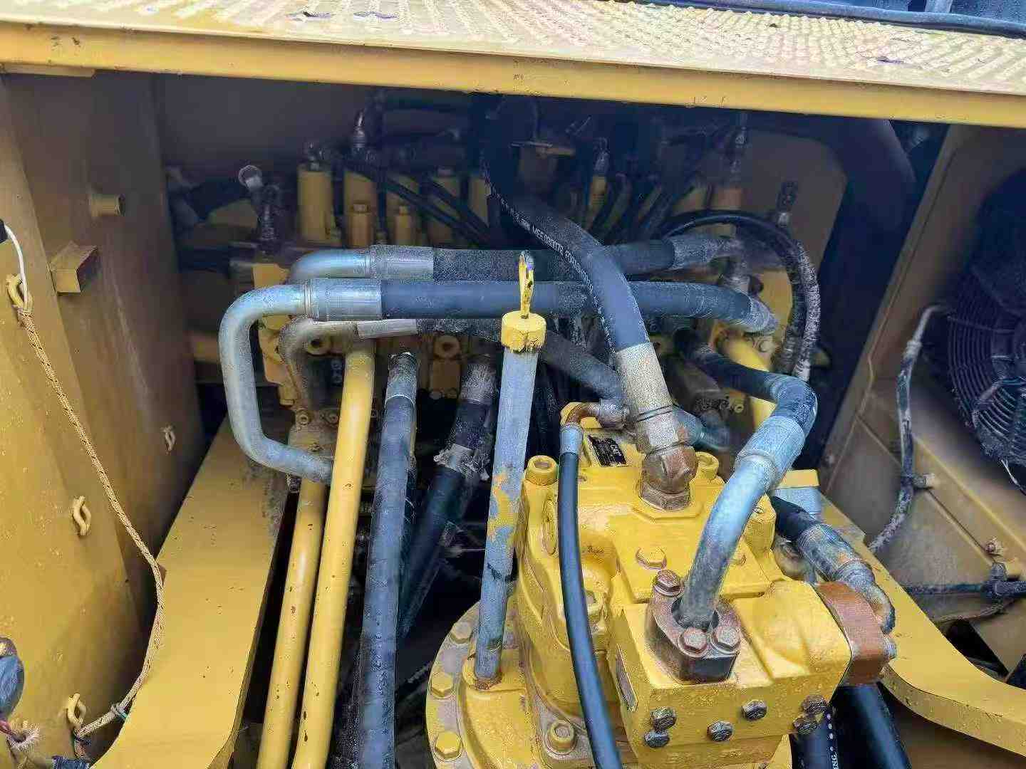 Used Caterpillar 330L Excavator 2016 Model