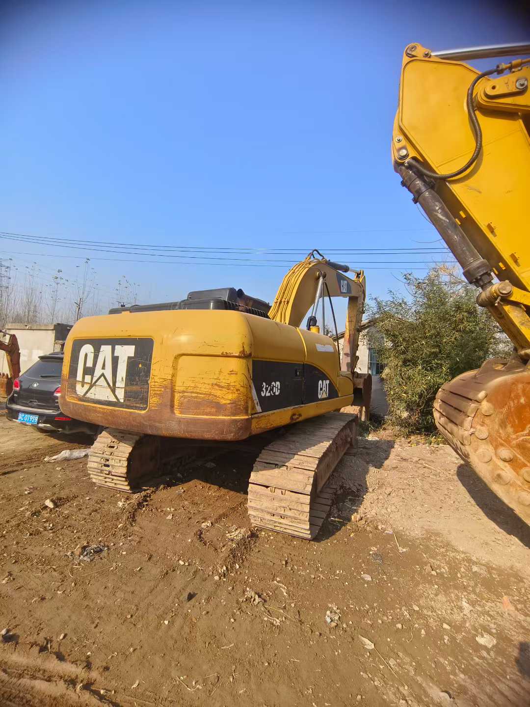 Used Caterpillar 320D Excavator 2011 Model / 3