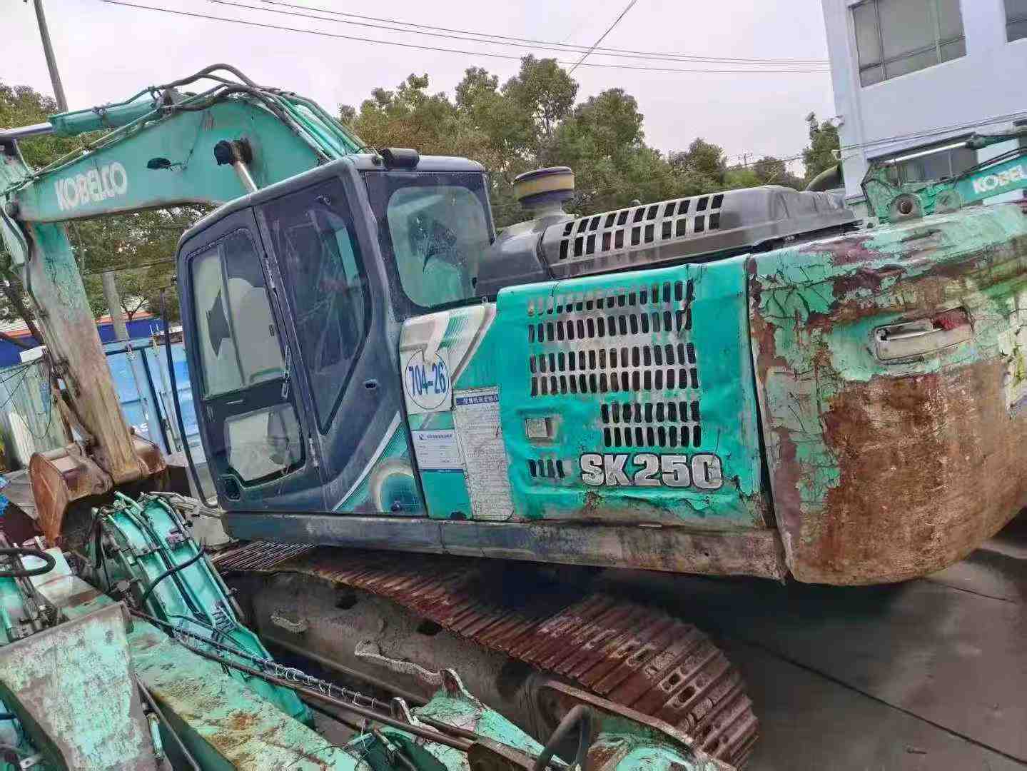 Used Kobelco SK250-10 Excavator 2016 Model / 3