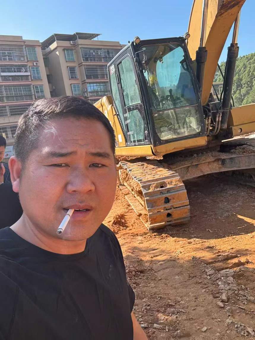 Used Caterpillar 323 Excavator 2020 Model