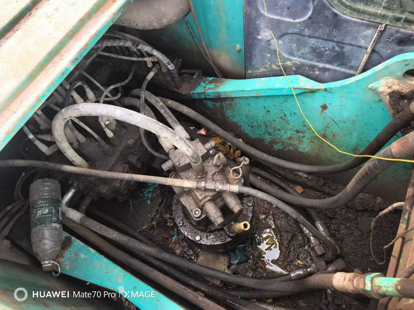 Used Kobelco SK200-8 Excavator 2016 Model / 3