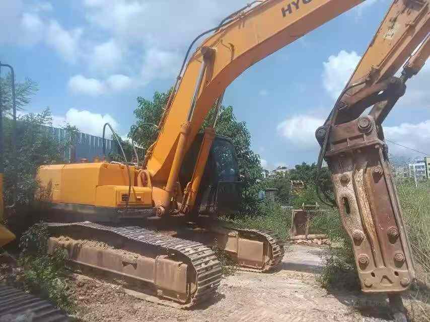 Used Hyundai R305LC-7 Excavator 2016 Model