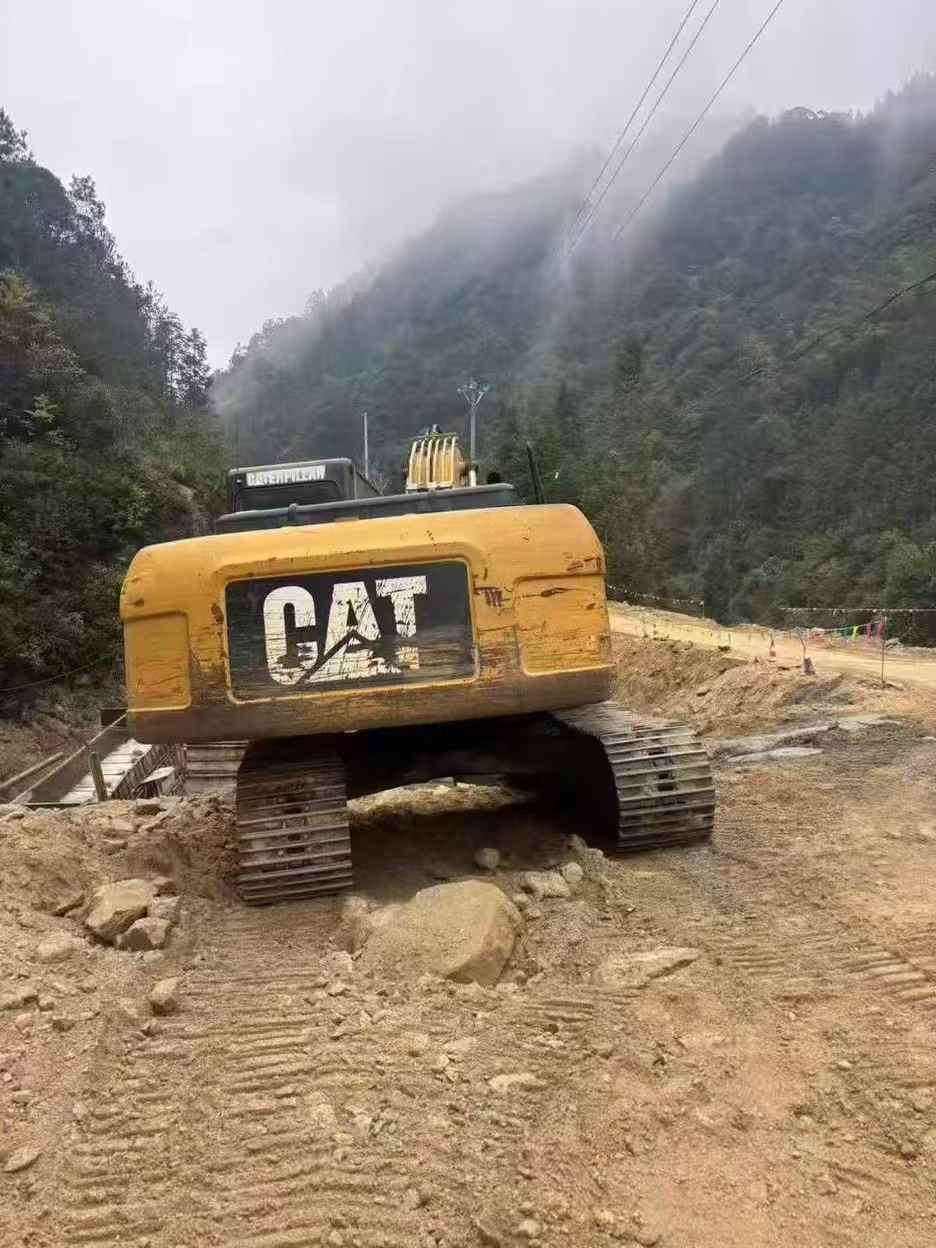 Used Caterpillar 320D Excavator 2016 Model