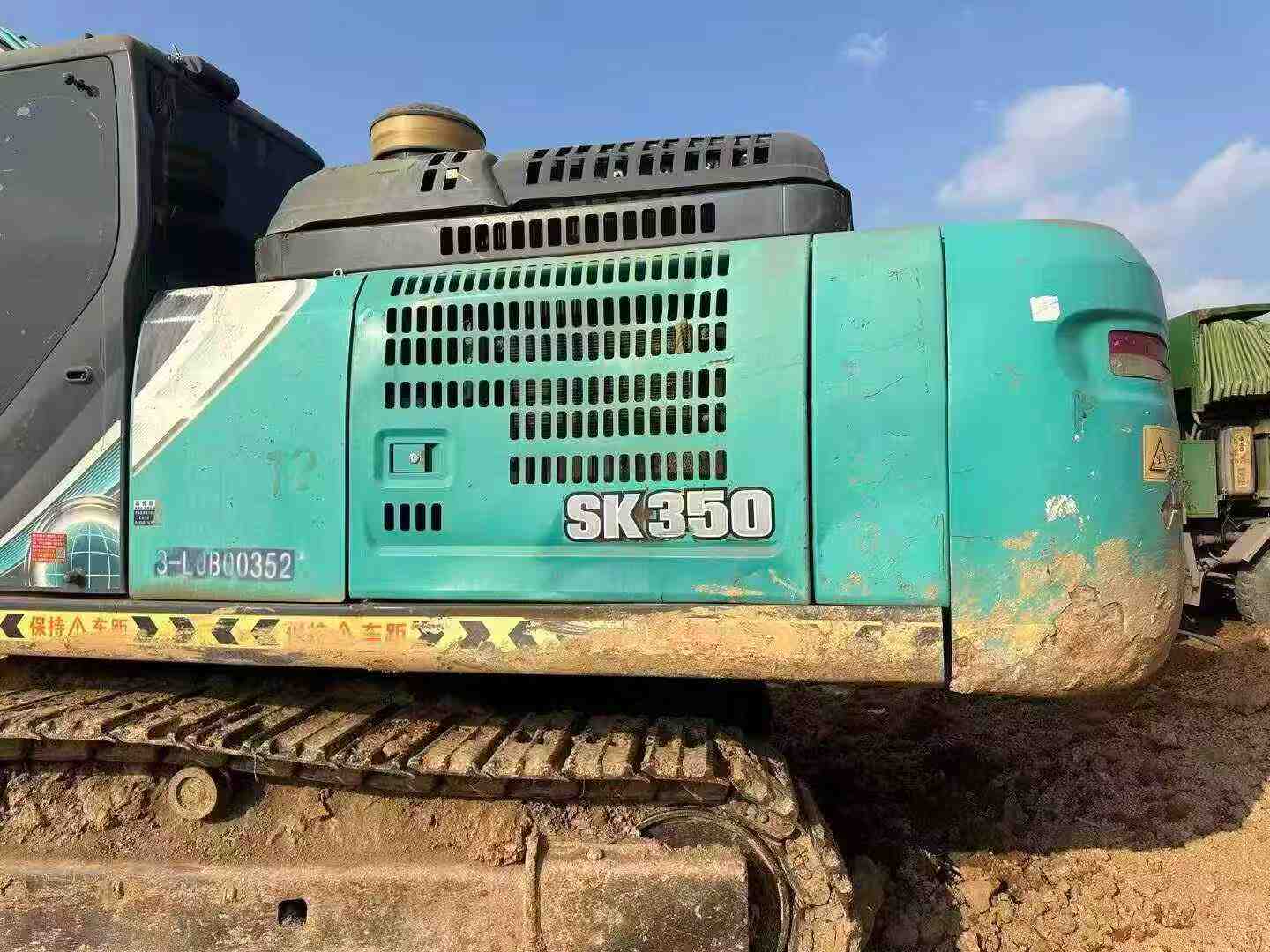 Used Kobelco SK330-10 Excavator 2016 Model / 2