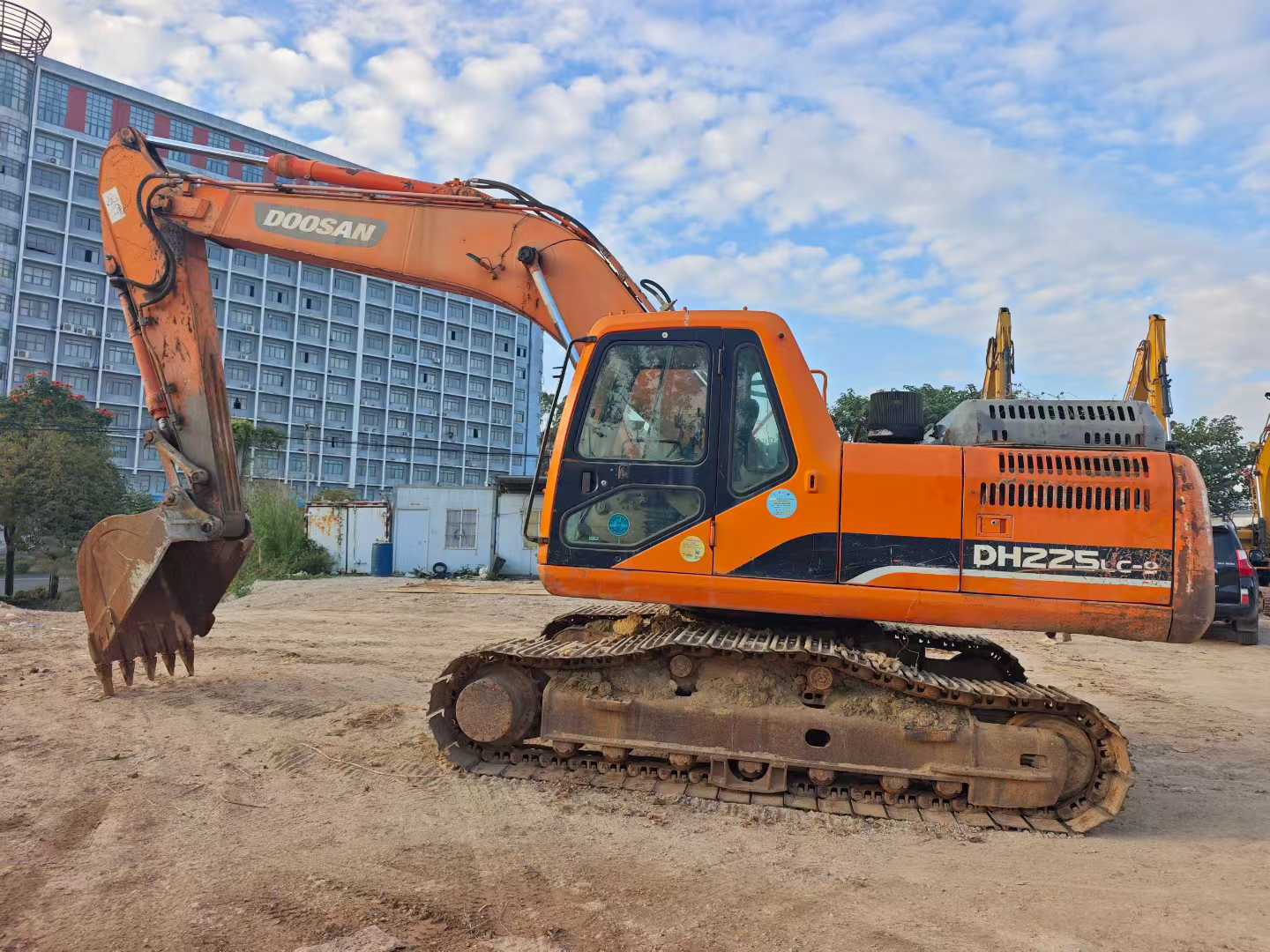 Used Doosan DX215-9C Excavator 2014 Model / 5