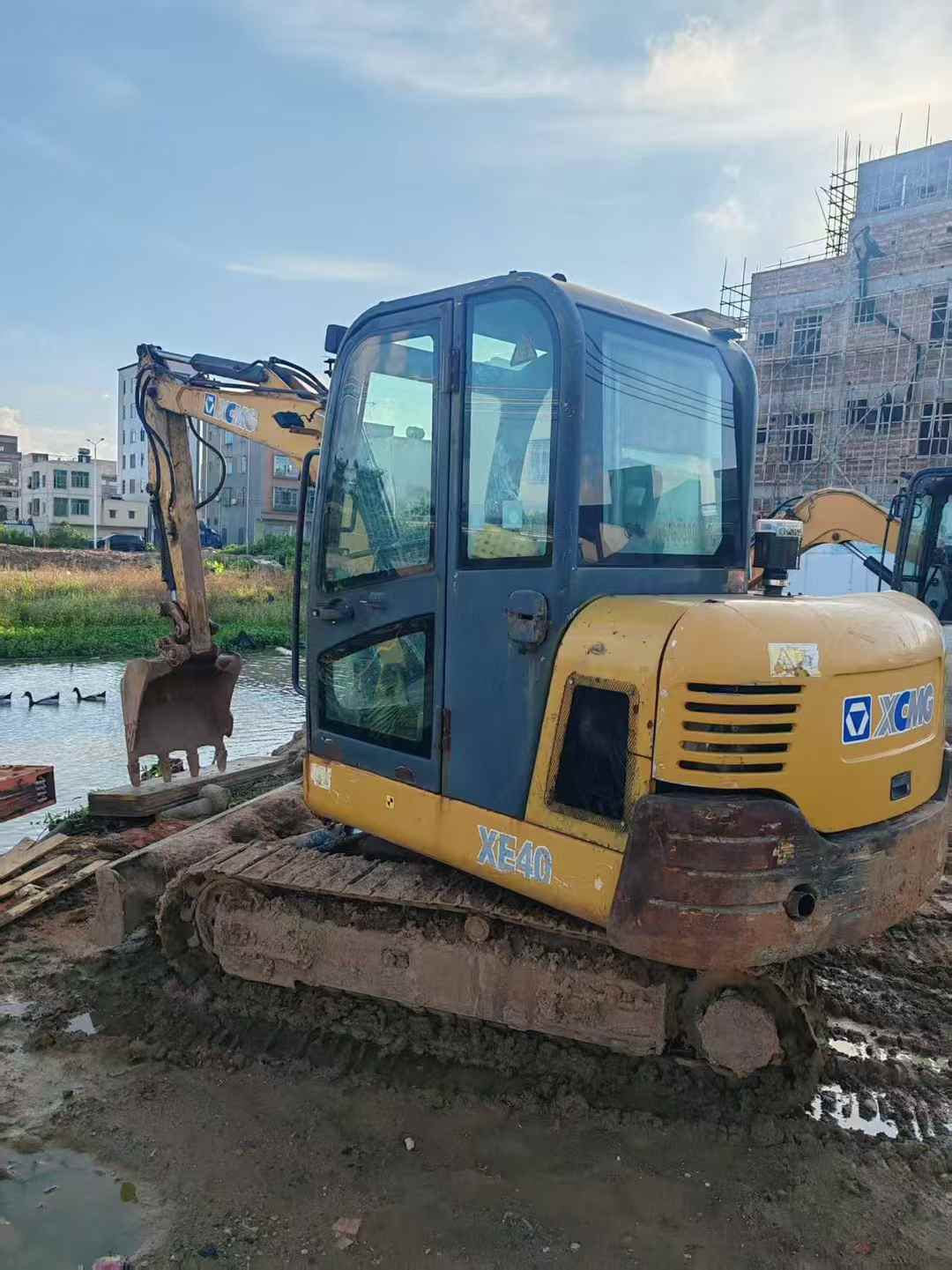 Used XCMG ZL40GH Excavator 2016 Model