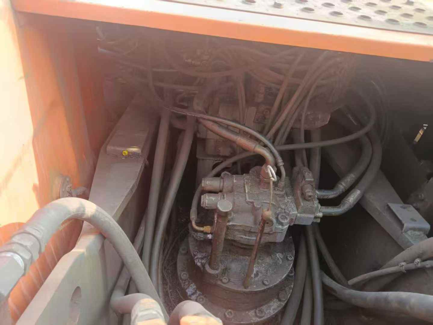 Used Hitachi ZX240-3 Excavator 2016 Model / 5