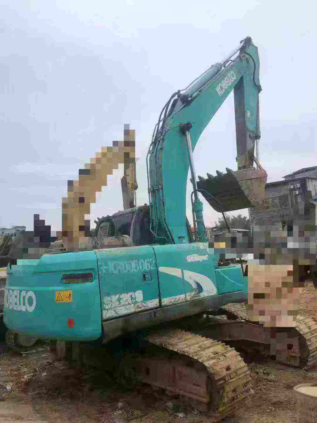 Used Kobelco SK200 Excavator 2016 Model / 2