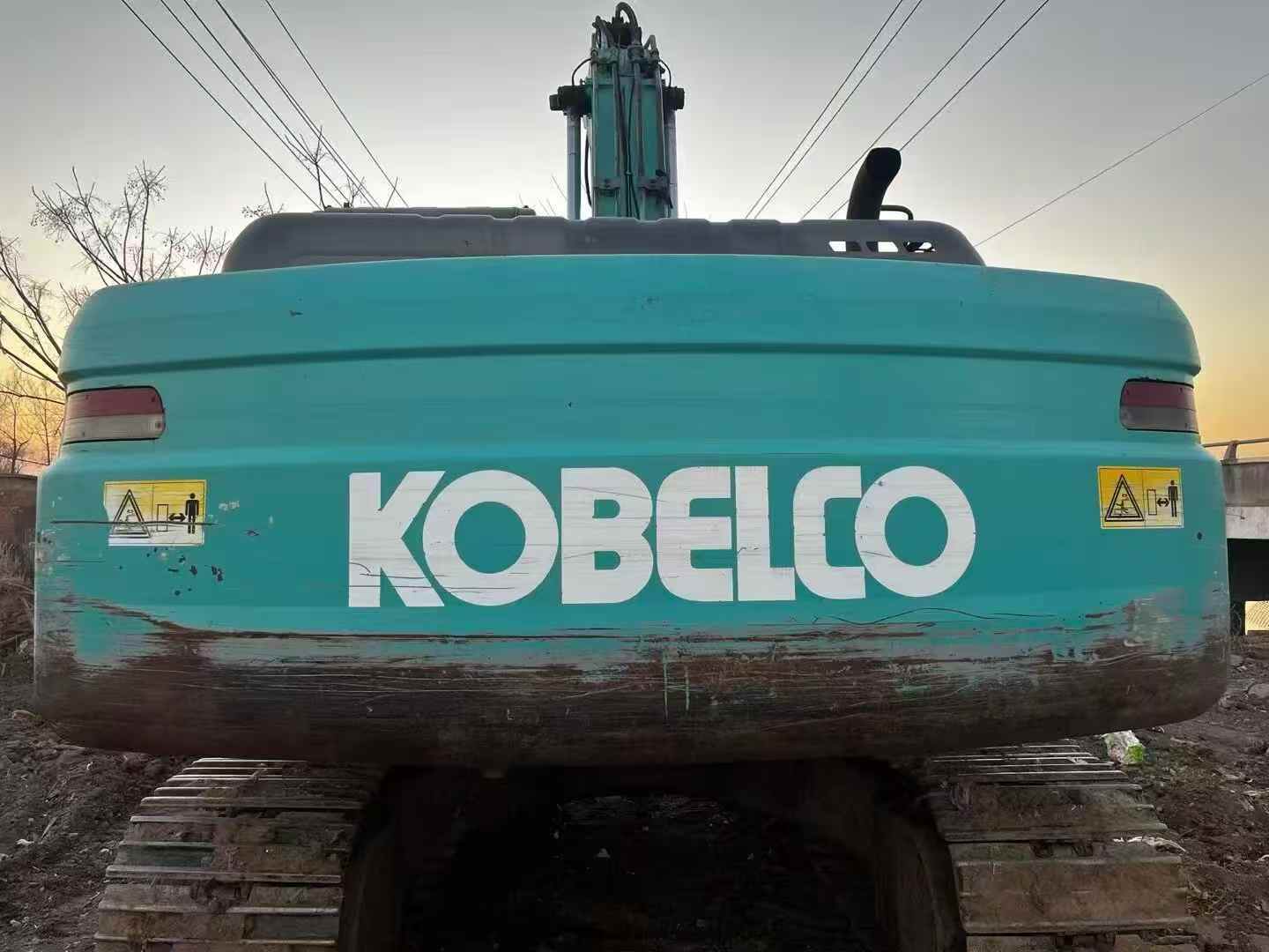 Used Kobelco SK2008 Excavator 2010 Model / 3