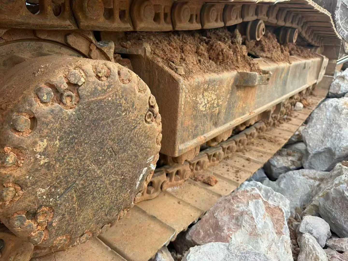 Used Komatsu PC220-8 Excavator 2016 Model